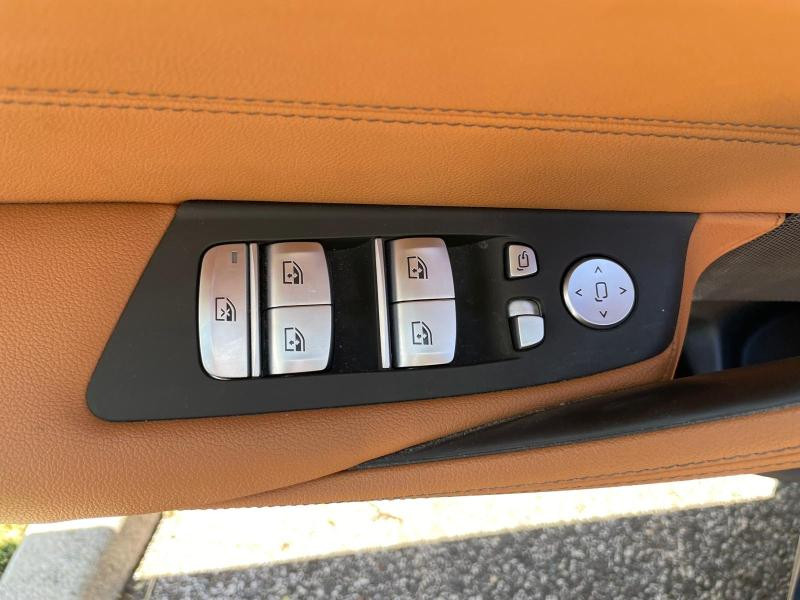 Occasion BMW Série 5 545eA xDrive 394ch M Sport Steptronic 2023 BMW Individual Tanzaniteblau métallisé 55990 € à Beaune