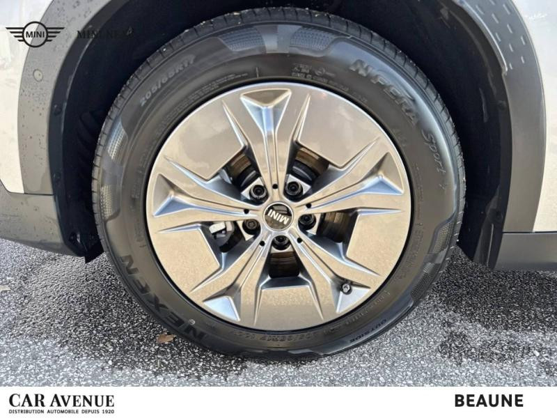 Occasion MINI Countryman SE 313ch Classic ALL4 2024 Argenté 40490 € à Beaune