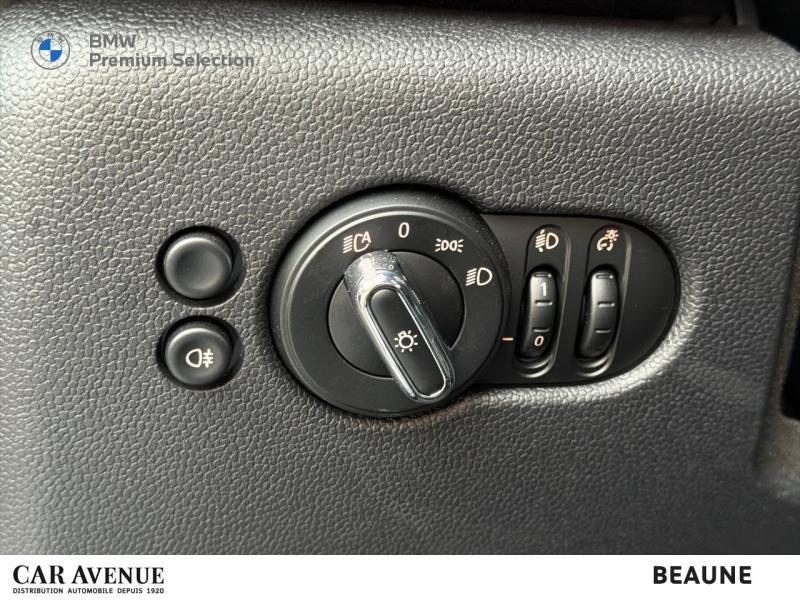 Occasion MINI Mini Cooper 136ch Edition Premium BVA7 2022 Argenté 23990 € à Beaune