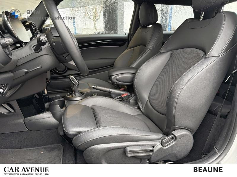 Occasion MINI Mini Cooper 136ch Edition Premium BVA7 2022 Argenté 23990 € à Beaune