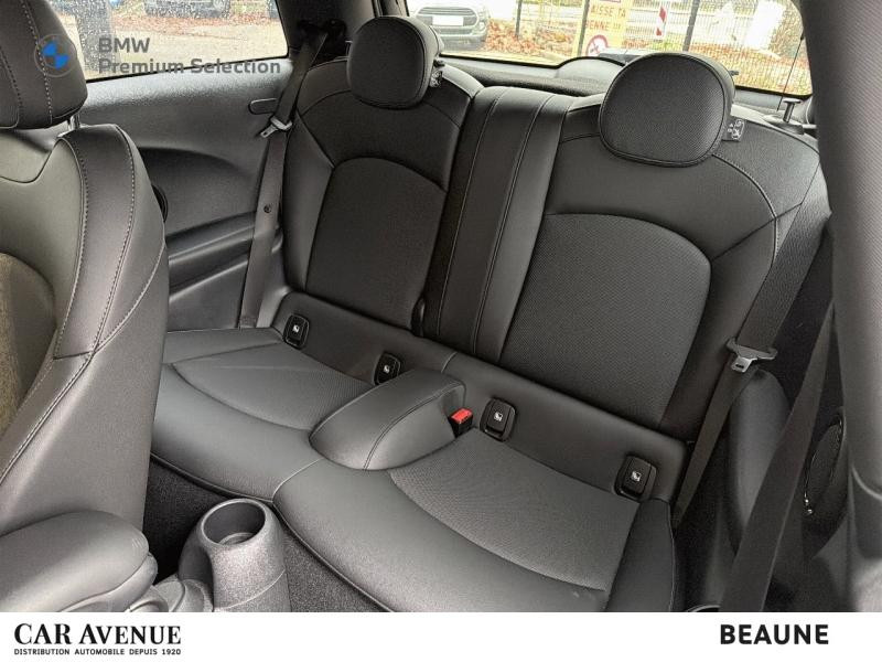Occasion MINI Mini Cooper 136ch Edition Premium BVA7 2022 Argenté 23990 € à Beaune