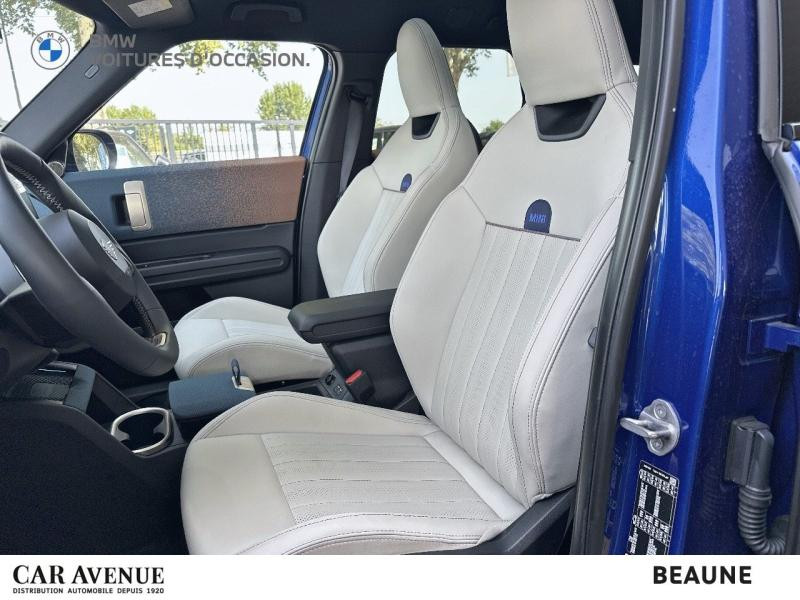 Used MINI Countryman E 204ch Favoured 2024 Blazing Blue € 39490 in Beaune