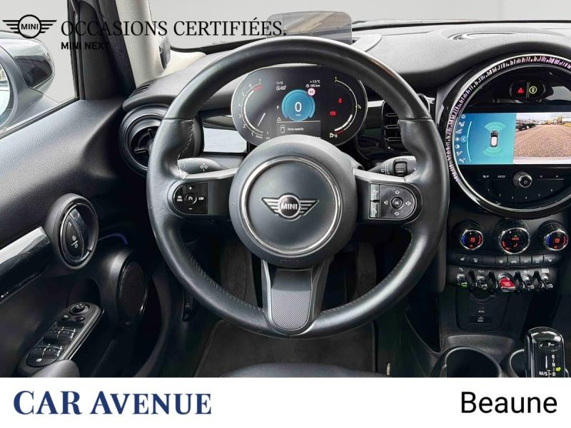 Occasion MINI Mini 5 Portes Cooper 136ch Edition Premium Plus BVA7 2023 Argenté 26900 € à Beaune