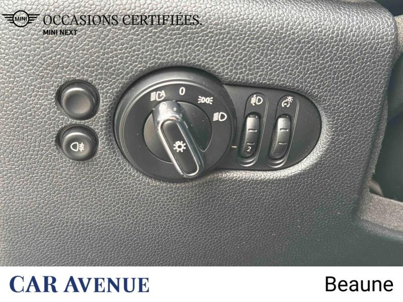 Occasion MINI Mini 5 Portes Cooper 136ch Edition Premium Plus BVA7 2023 Argenté 26900 € à Beaune