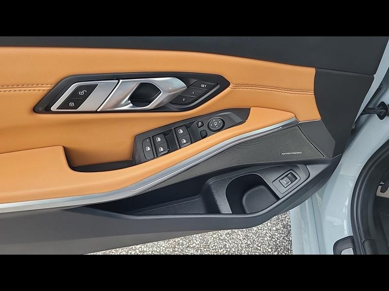 Occasion BMW Série 3 318dA 150ch M Sport 2023 M Brooklyngrau métallisé 39900 € à Beaune