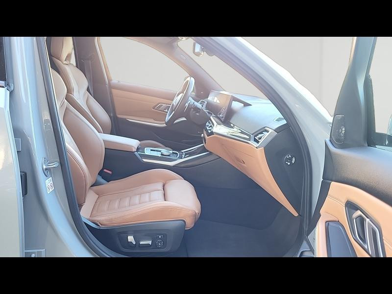 Occasion BMW Série 3 318dA 150ch M Sport 2023 M Brooklyngrau métallisé 39900 € à Beaune