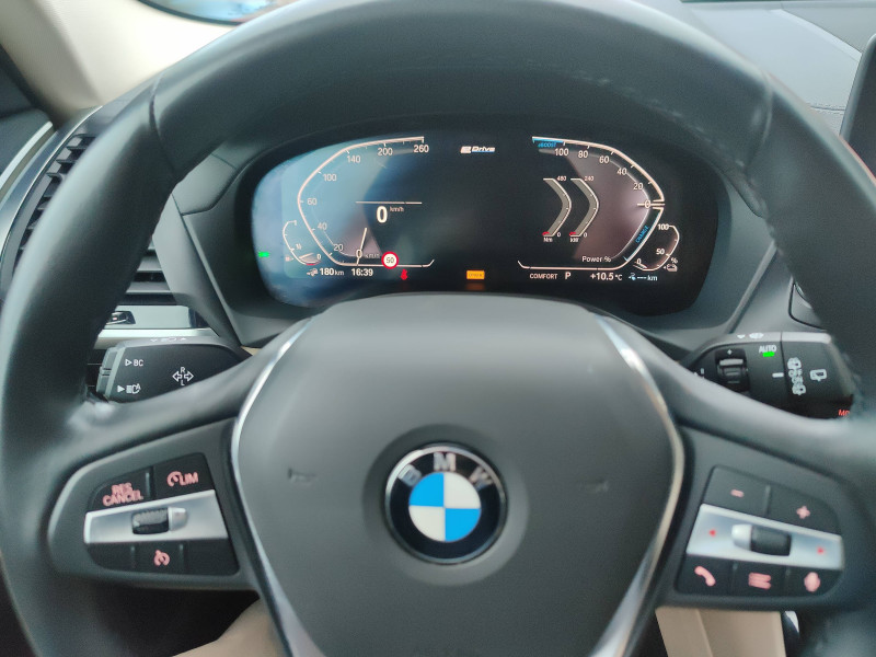 Used BMW X3 X3 xDrive 30e 292ch BVA8 Luxury 5p 2019 Phytonicblau metallise € 38851 in Chaumont