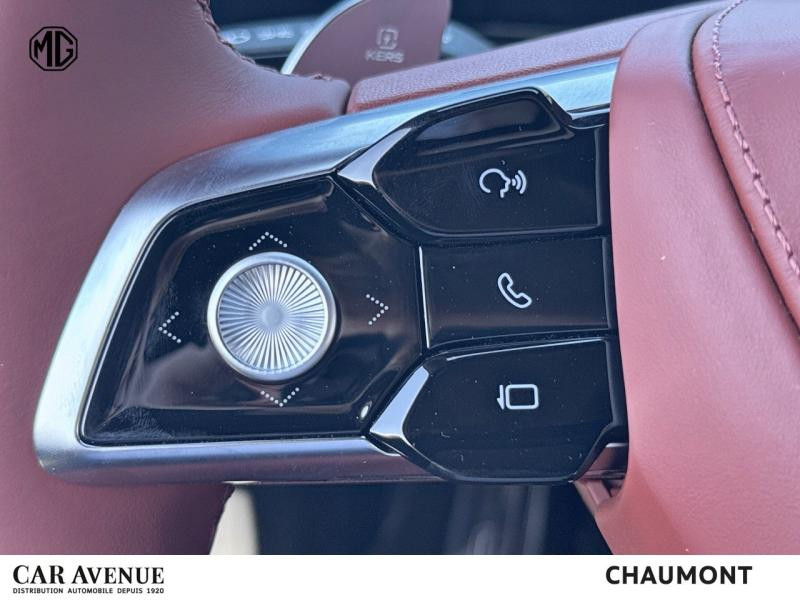 Occasion MG MOTOR Cyberster 510ch 77kWh 4WD 2025 Camdem Grey / Toit Rouge 64888 € à Chaumont