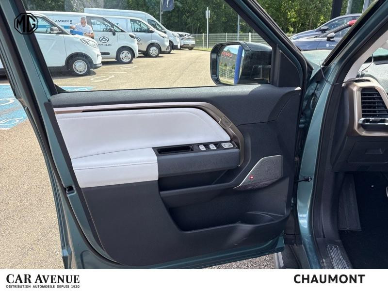 Used MAXUS eTerron9 102 kWh 4X4 2025 Vert epicea € 66988 in Chaumont
