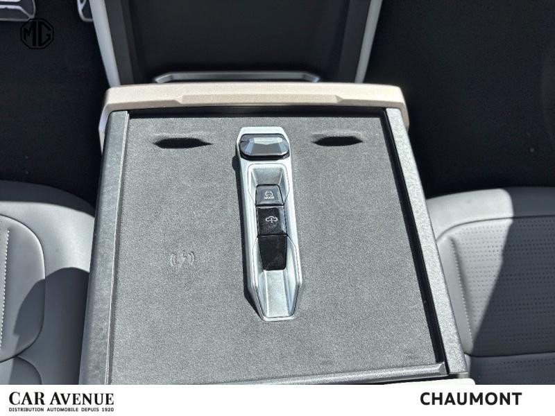 Used MAXUS eTerron9 102 kWh 4X4 2025 Vert epicea € 66988 in Chaumont