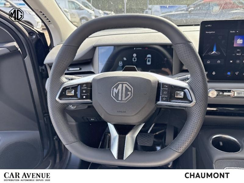 Used MG MOTOR MGS5 EV 231ch - 64kWh Luxury 2025 Andes Grey Metallisé € 35490 in Chaumont