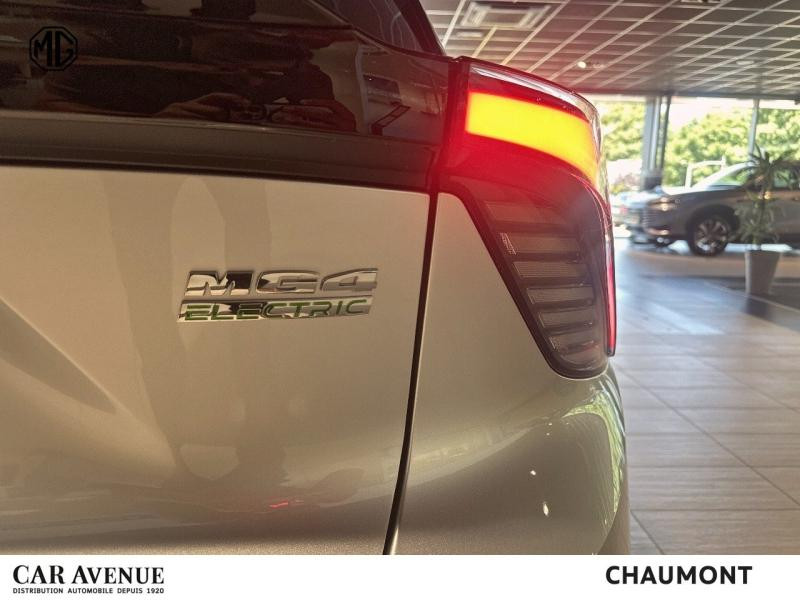 Used MG MOTOR MG4 EV 204ch - 64kWh Comfort MY23 2025 Medal Silver métallisé € 26480 in Chaumont