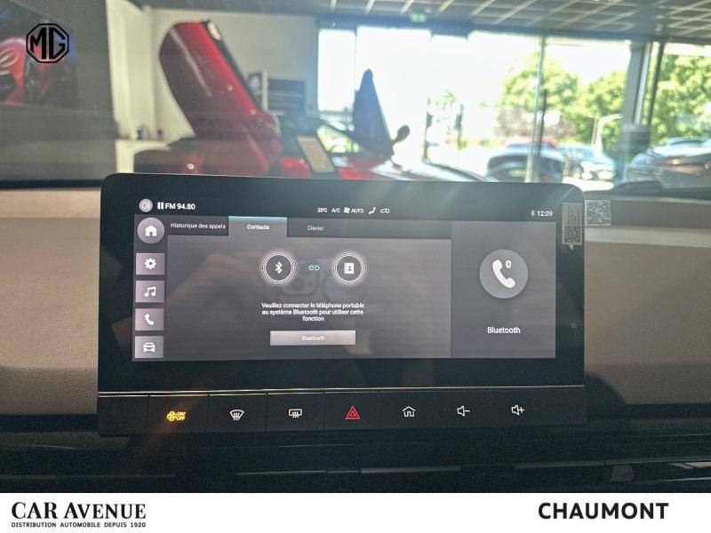 Used MG MOTOR MG4 EV 204ch - 64kWh Comfort MY23 2025 Medal Silver métallisé € 26480 in Chaumont