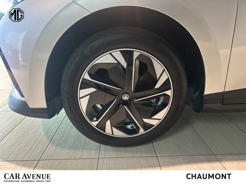 Used MG MOTOR MG4 EV 204ch - 64kWh Comfort MY23 2025 Medal Silver métallisé € 26480 in Chaumont