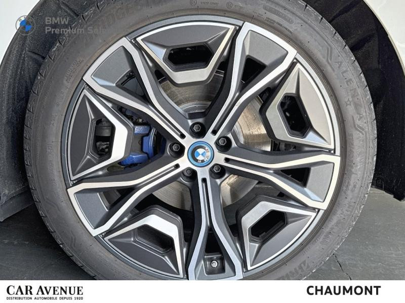 Occasion BMW iX xDrive50 523ch Edition Sport 2025 Blanc 82400 € à Chaumont