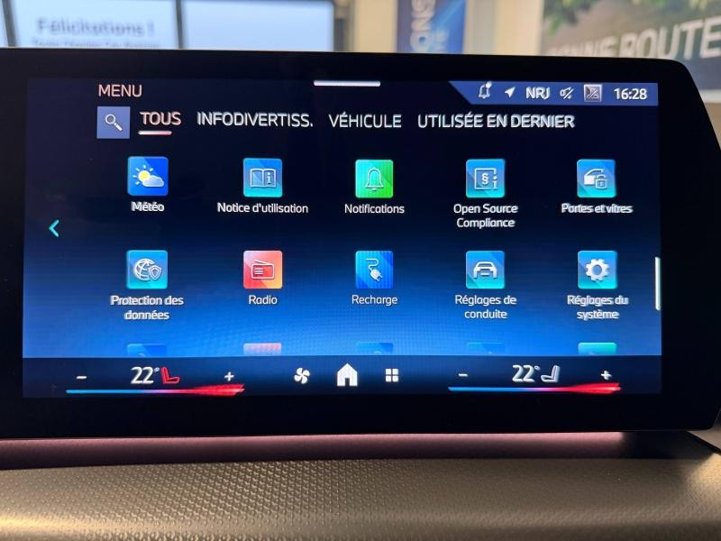 Used BMW Série 2 ActiveTourer 225e 245ch xDrive M Sport DKG7 2025 Saphirschwarz métallisé € 41990 in Chaumont