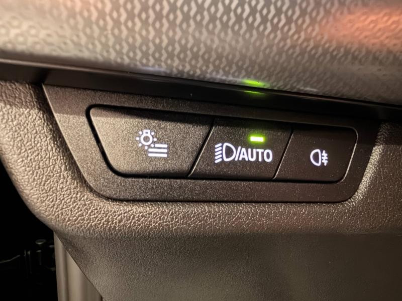 Used BMW Série 2 ActiveTourer 225e 245ch xDrive M Sport DKG7 2025 Saphirschwarz métallisé € 41990 in Chaumont