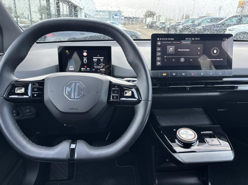 Used MG MOTOR MG4 EV 204ch - 64kWh Luxury MY23 2023 Medal Silver métallisé € 22980 in Chaumont