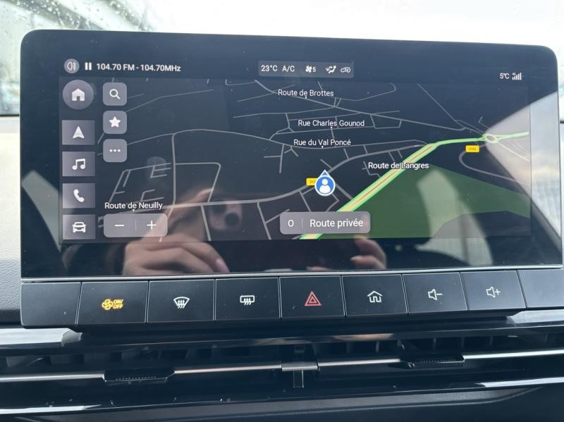 Used MG MOTOR MG4 EV 204ch - 64kWh Luxury MY23 2023 Medal Silver métallisé € 22980 in Chaumont