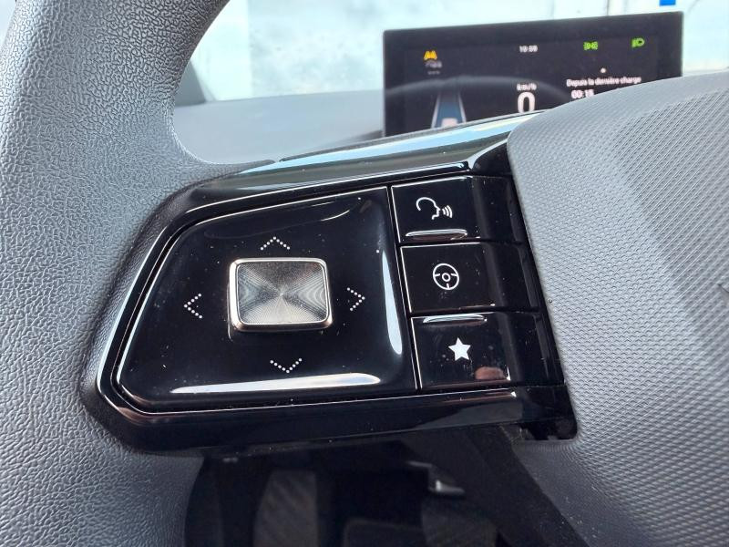 Used MG MOTOR MG4 EV 170ch - 51kWh MY23 2023 Blanc € 20890 in Chaumont