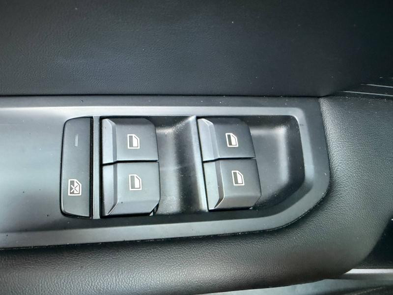 Used MG MOTOR MG4 EV 170ch - 51kWh MY23 2023 Blanc € 20890 in Chaumont