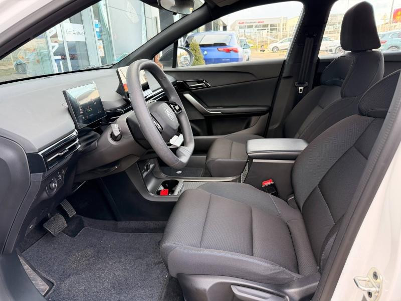 Used MG MOTOR MG4 EV 170ch - 51kWh MY23 2023 Blanc € 20890 in Chaumont