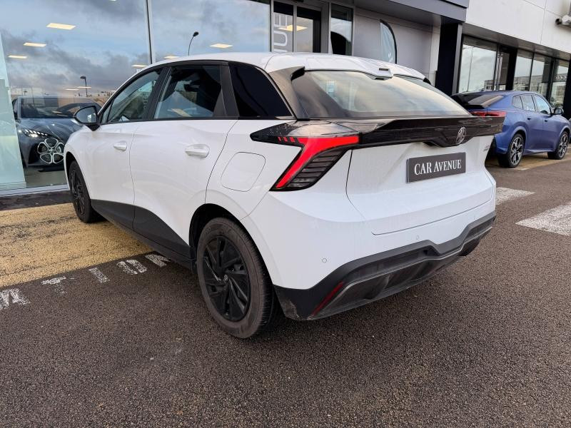 Used MG MOTOR MG4 EV 170ch - 51kWh MY23 2023 Blanc € 20890 in Chaumont