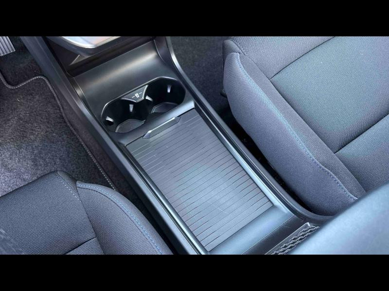 Used MG MOTOR MG4 EV 170ch - 51kWh MY23 2023 Andes Grey métallisé € 19980 in Chaumont