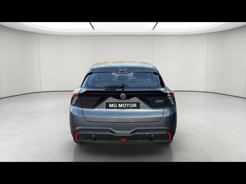 Used MG MOTOR MG4 EV 170ch - 51kWh MY23 2023 Andes Grey métallisé € 19980 in Chaumont