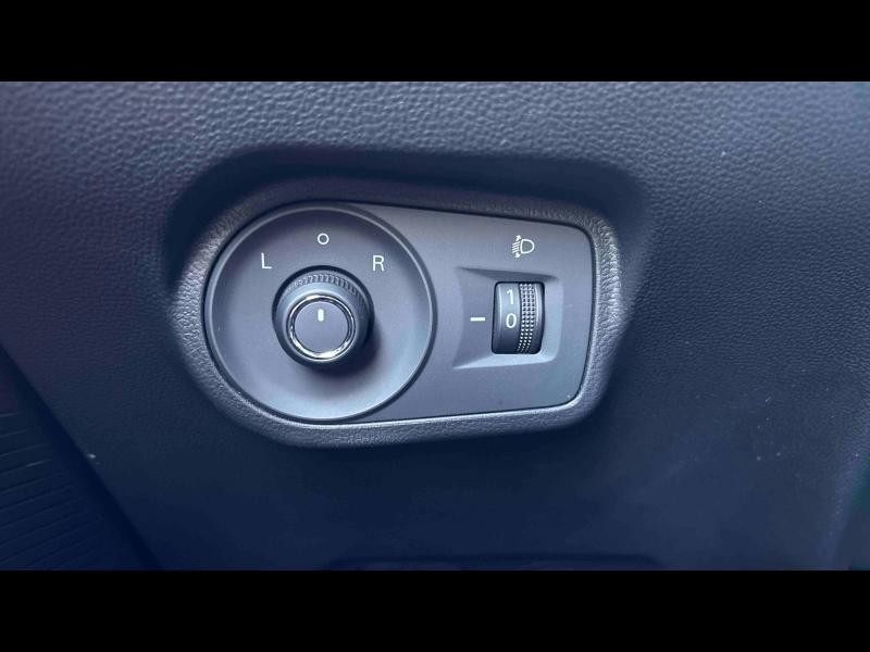 Used MG MOTOR MG4 EV 170ch - 51kWh MY23 2023 Andes Grey métallisé € 19980 in Chaumont