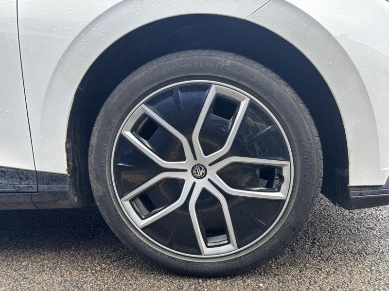 Occasion MG MOTOR MG4 EV 204ch - 64kWh Luxury MY23 2023 Blanc 24990 € à Chaumont