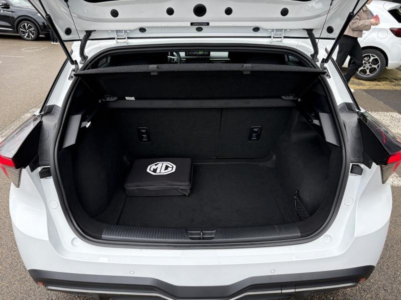 Occasion MG MOTOR MG4 EV 170ch - 51kWh MY23 2023 Blanc 21990 € à Chaumont