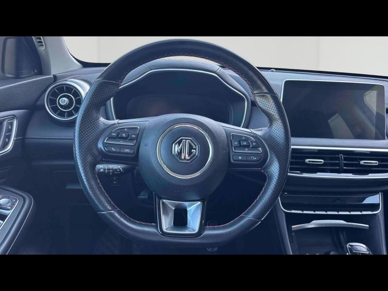 Occasion MG MOTOR EHS 1.5T GDI 258ch PHEV Luxury 2022 Diamond Red métallisé 19990 € à Chaumont