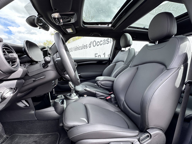 Occasion MINI Mini Hatch 3 Portes One 102 ch BVA7 Edition Greenwich 3p 2020 ENIGMATIC BLACK METALLIC 23189 € à Chalon-sur-Saône