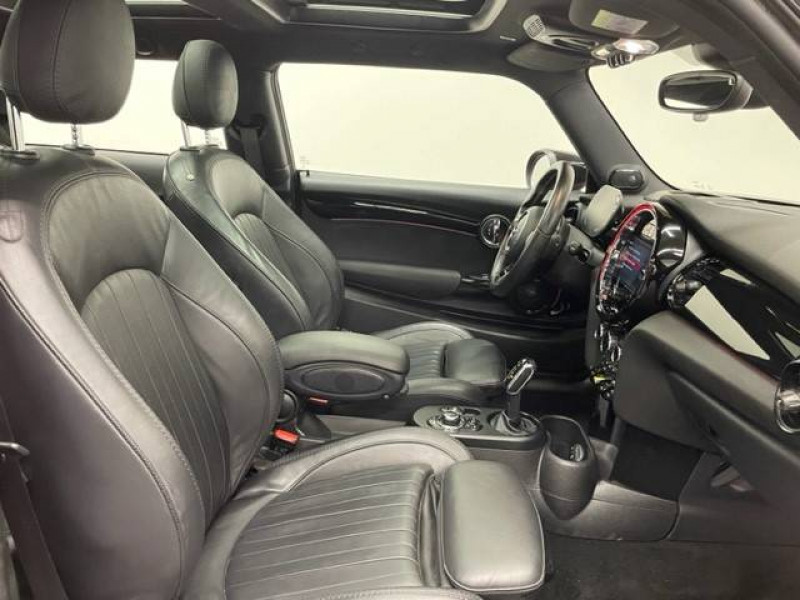 Occasion MINI Mini Hatch 3 Portes Cooper SE 184 ch Finition Classic 3p 2021 Rouge 24900 € à Dijon