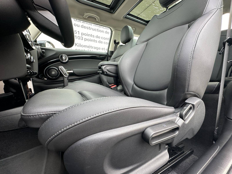 Occasion MINI Mini Hatch 3 Portes Cooper SE 184 ch Edition Premium Plus 3p 2022 Noir 27535 € à Dijon