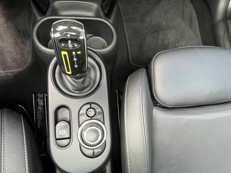 Used MINI Mini Hatch 3 Portes Cooper SE 184 ch Edition Premium Plus 3p 2023 Noir € 29359 in Dijon