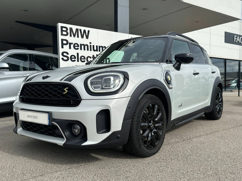 Occasion MINI Countryman Cooper SE  125ch + 95ch Northwood ALL4 BVA6 2021 White Silver 33900 € à Dijon