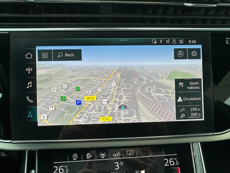 Occasion AUDI Q8 50 TDI 286ch S line quattro tiptronic 8 2019 Gris clair 52900 € à Dijon