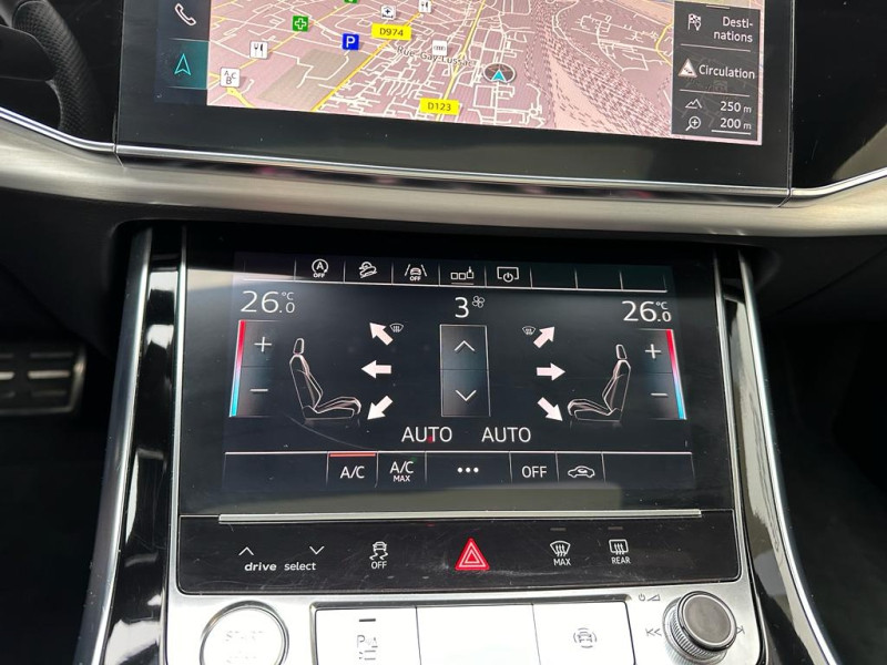Occasion AUDI Q8 50 TDI 286ch S line quattro tiptronic 8 2019 Gris clair 52900 € à Dijon