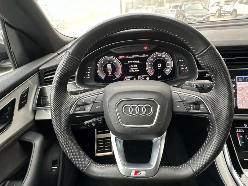Occasion AUDI Q8 50 TDI 286ch S line quattro tiptronic 8 2019 Gris clair 52900 € à Dijon