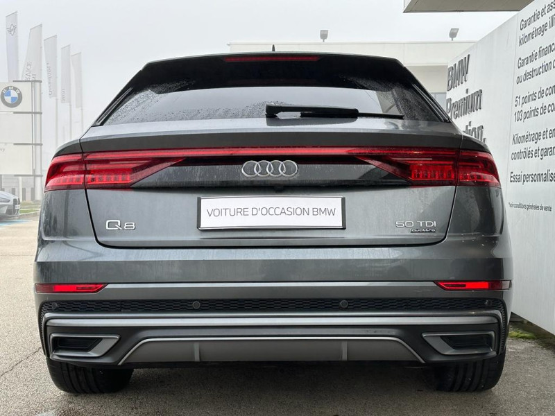 Occasion AUDI Q8 50 TDI 286ch S line quattro tiptronic 8 2019 Gris clair 52900 € à Dijon