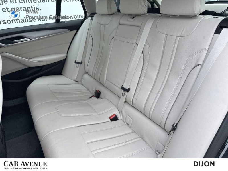 Occasion BMW Série 5 Touring 530eA 292ch Business Design Steptronic 10cv 2023 Schwarz 43490 € à Dijon