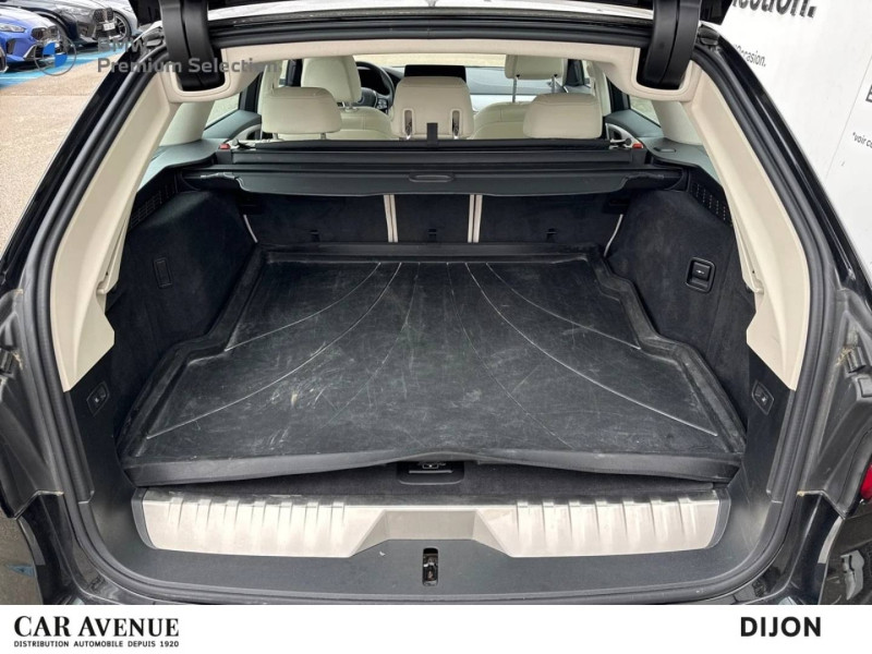 Occasion BMW Série 5 Touring 530eA 292ch Business Design Steptronic 10cv 2023 Schwarz 43490 € à Dijon