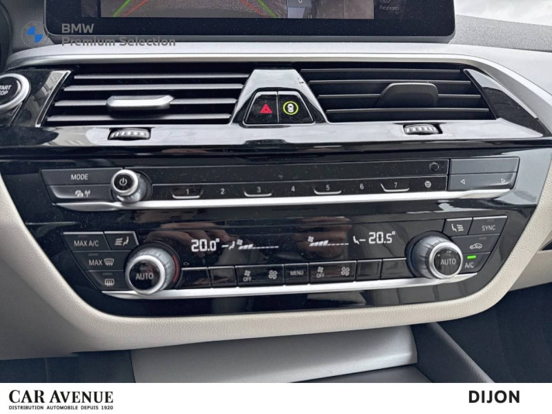 Occasion BMW Série 5 Touring 530eA 292ch Business Design Steptronic 10cv 2023 Schwarz 43490 € à Dijon