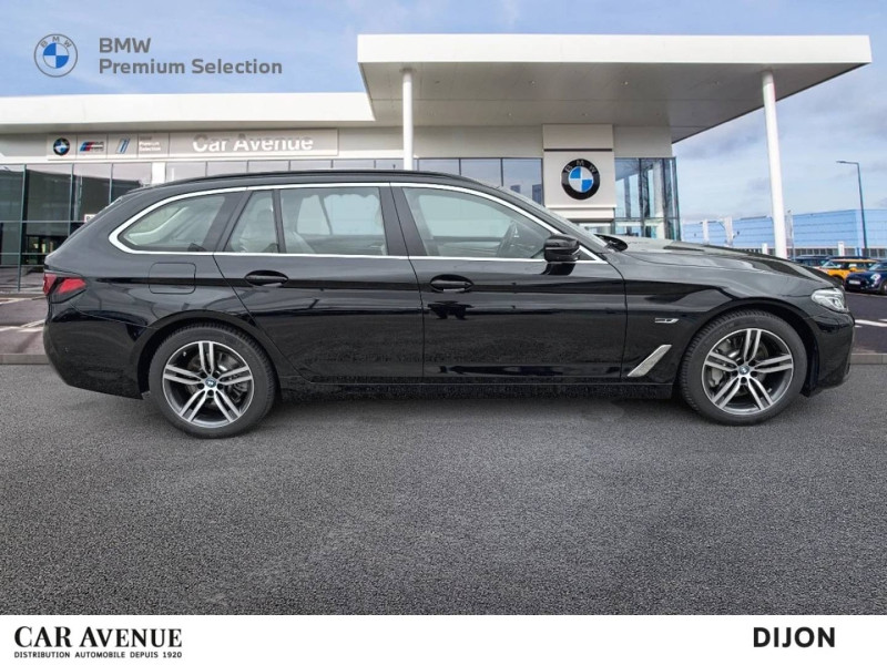 Occasion BMW Série 5 Touring 530eA 292ch Business Design Steptronic 10cv 2023 Schwarz 43490 € à Dijon