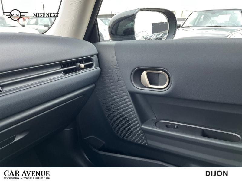 Occasion MINI Cooper 3 Portes C 156ch Essential DKG7 2024 Midnight Black II 28900 € à Dijon
