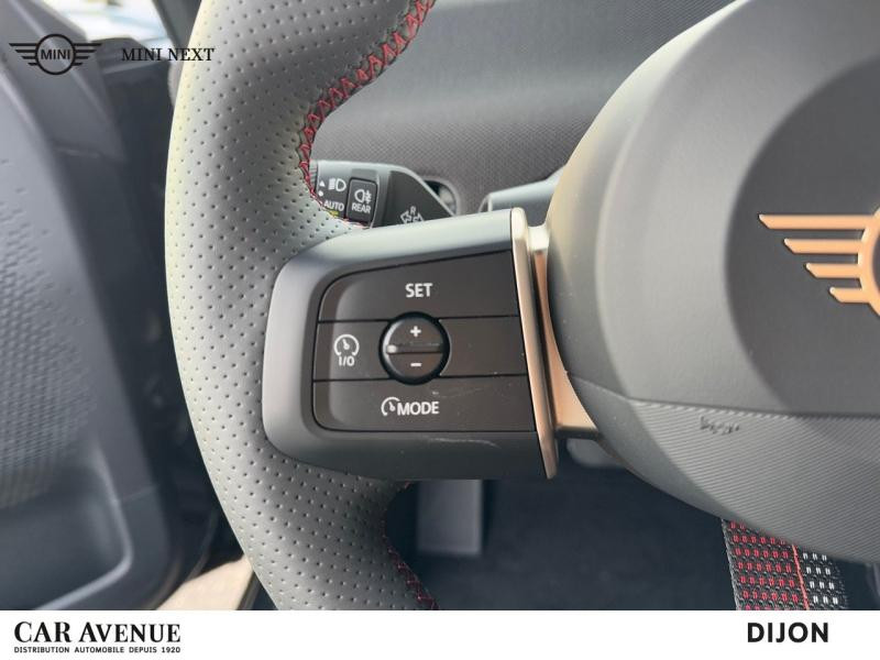 Occasion MINI Cooper 3 Portes E 184ch JCW 2024 Legend Grey 39990 € à Dijon