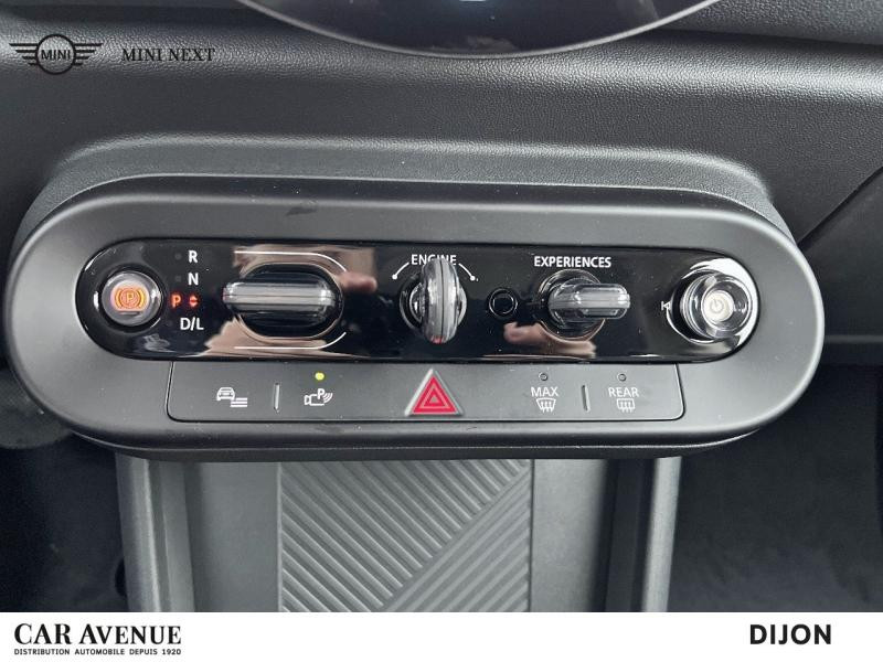 Occasion MINI Cooper 3 Portes C 156ch Essential DKG7 2024 Midnight Black II 28900 € à Dijon
