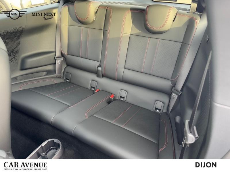 Occasion MINI Cooper 3 Portes E 184ch JCW 2024 Legend Grey 39990 € à Dijon